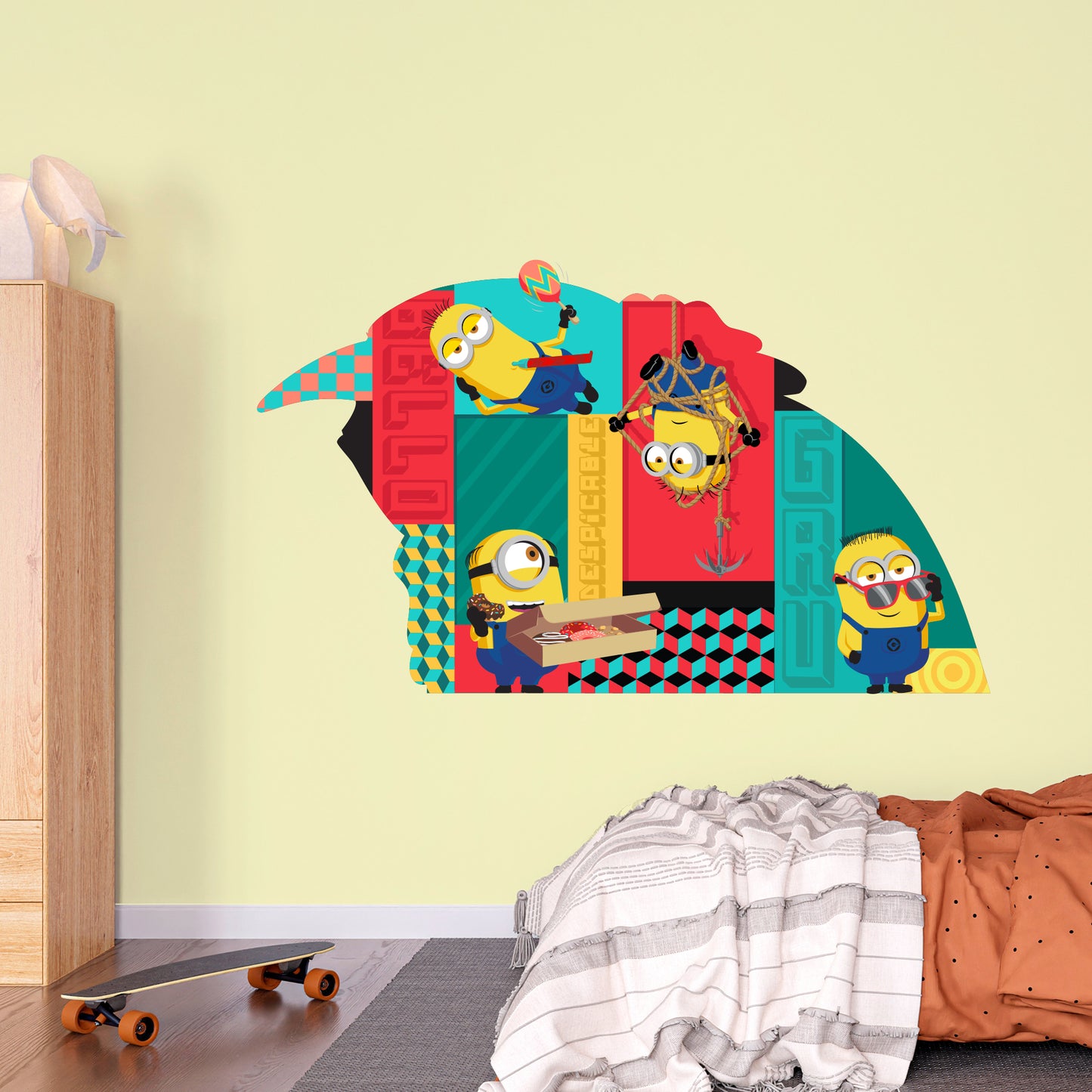 Despicable Me 4 - Gru Silhouette With Minions Wall Sticker