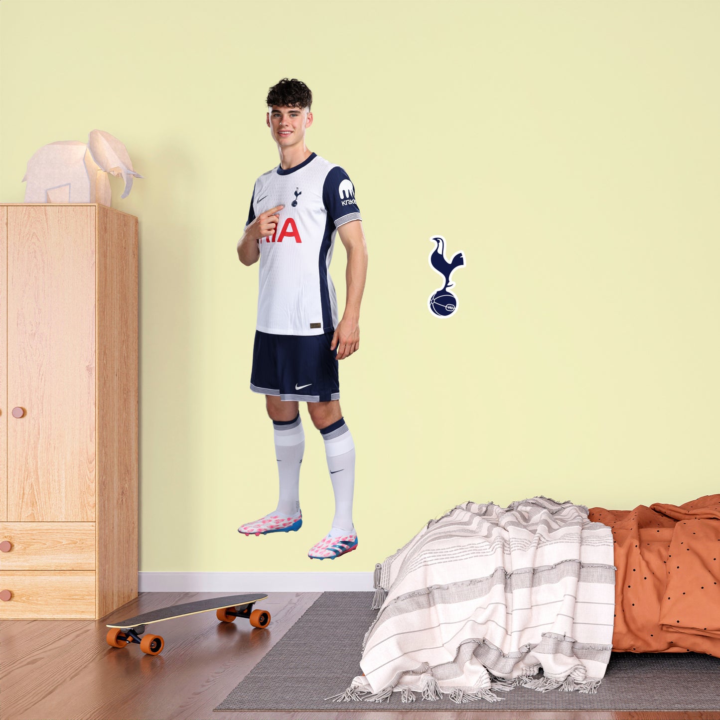 Tottenham Hotspur FC - Gray 24-25 Player Cutout Wall Sticker + Spurs Decals