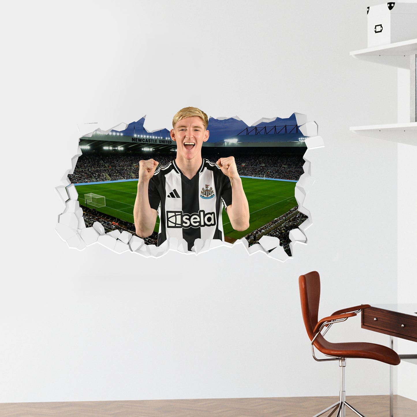 Newcastle United Football Club - Gordon 24/25 Broken Wall